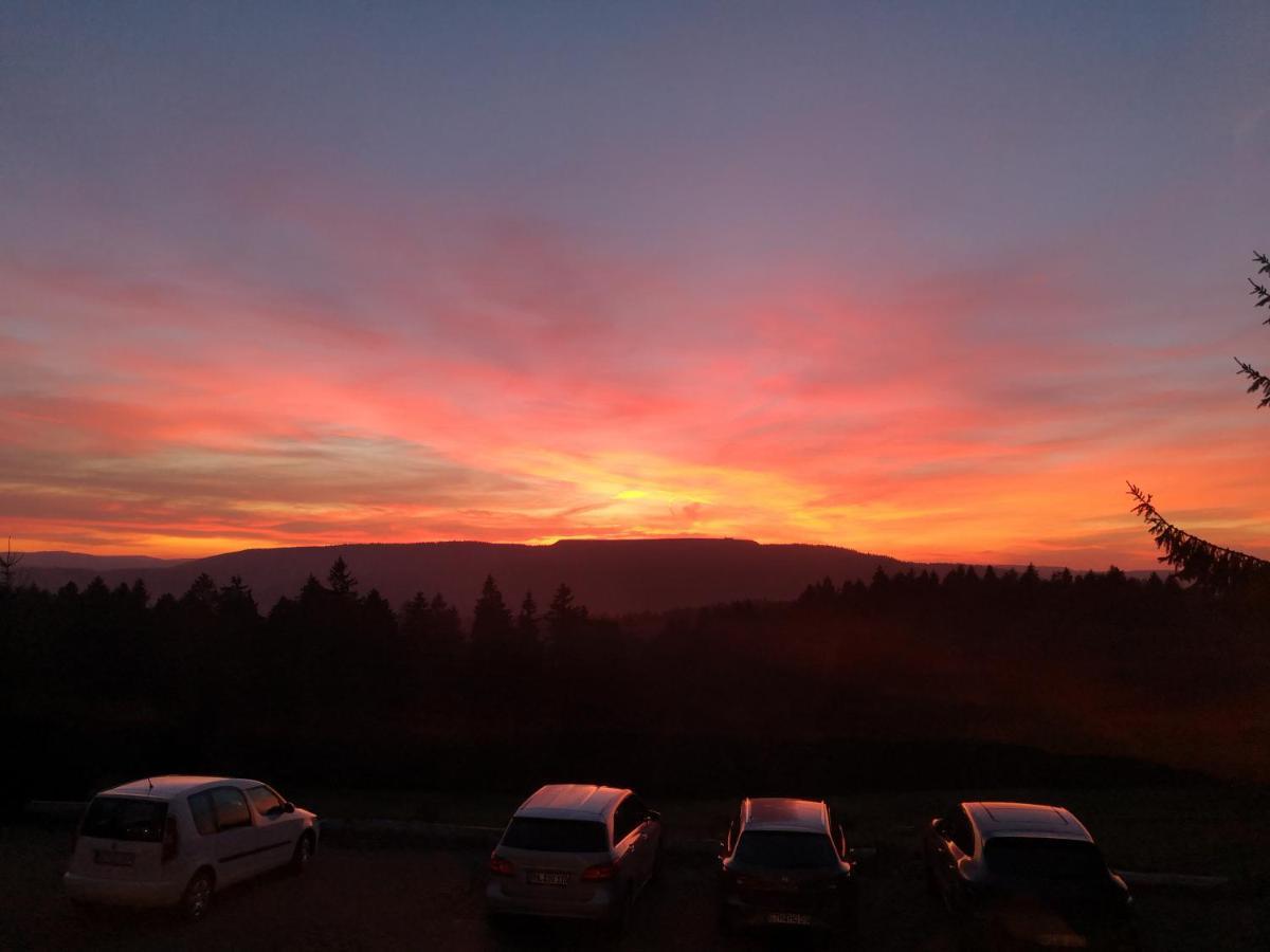 Hotel Schoene Aussicht Masserberg Esterno foto