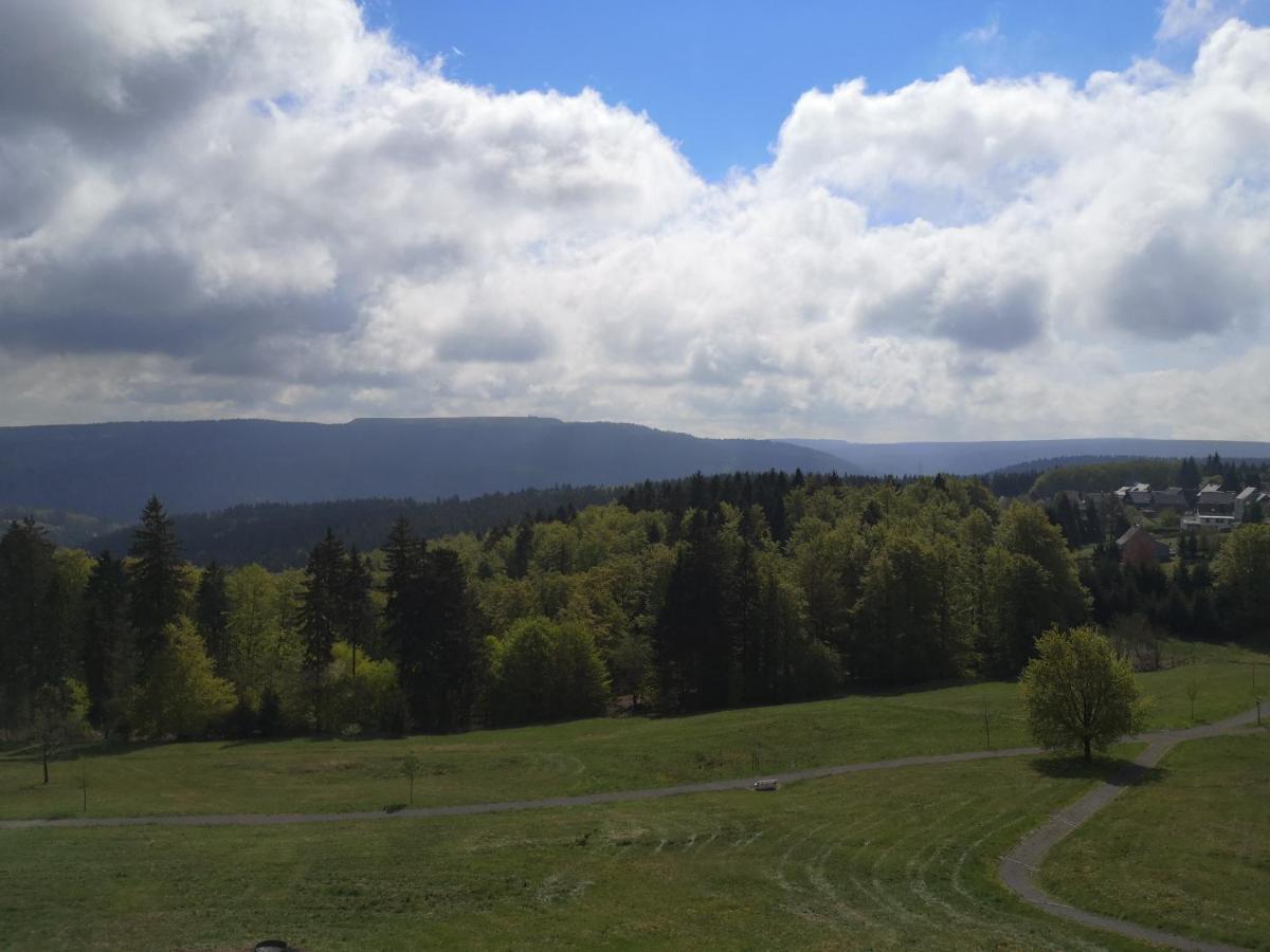 Hotel Schoene Aussicht Masserberg Esterno foto