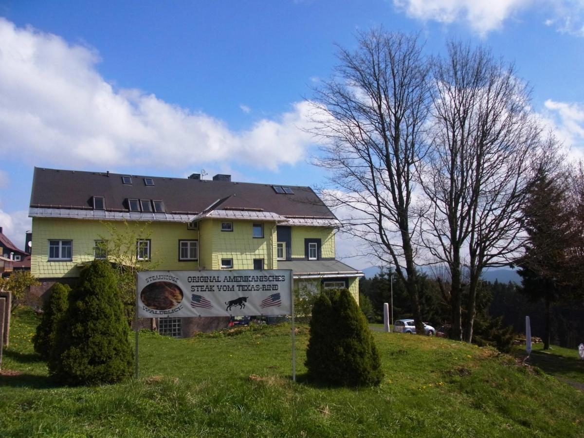 Hotel Schoene Aussicht Masserberg Esterno foto