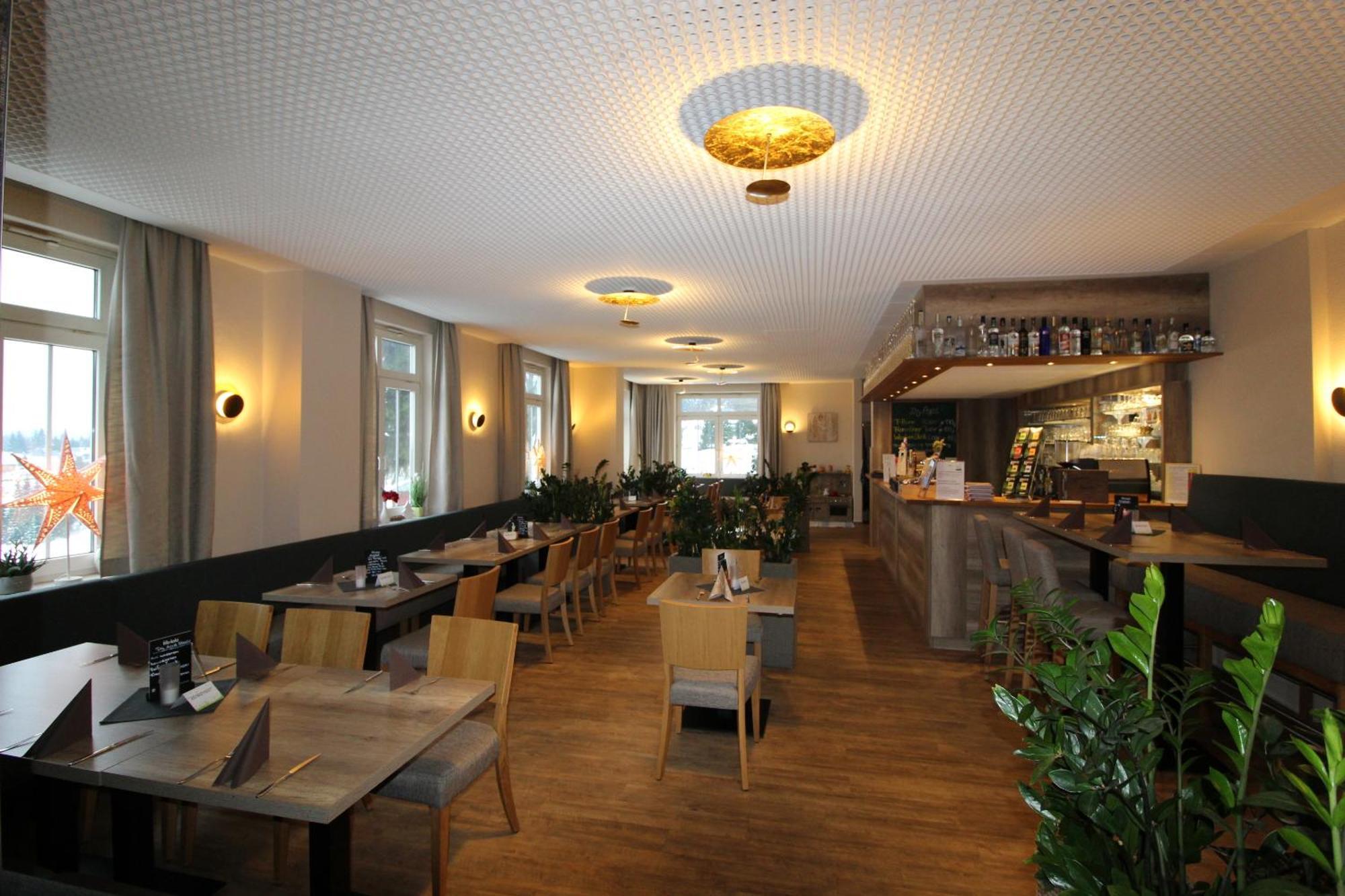 Hotel Schoene Aussicht Masserberg Esterno foto